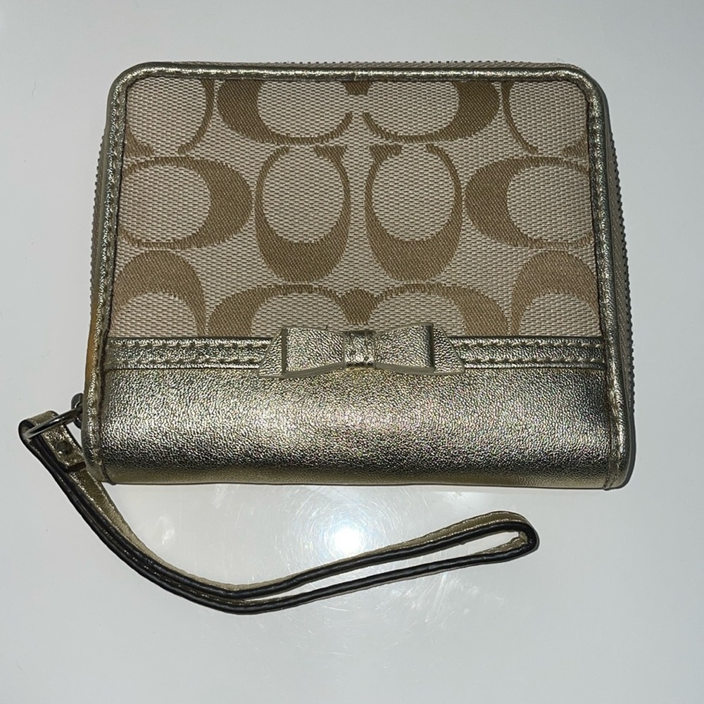 Coach wallet